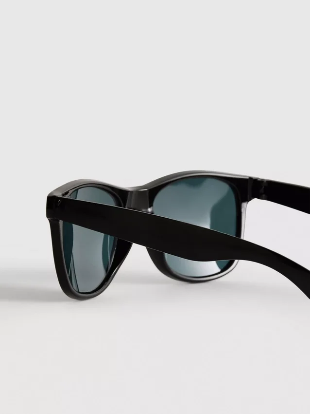 Rectangle frame sunglasses