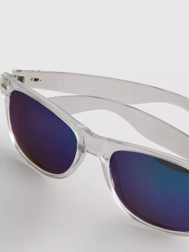 Rectangular mirrored sunglasses