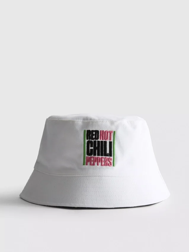 Red hot chili peppers bucket hat