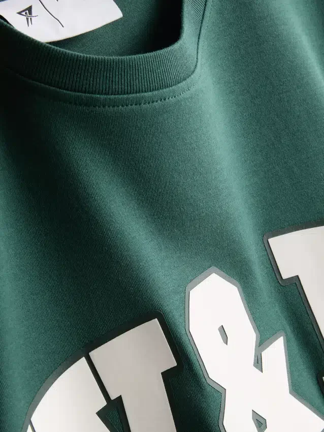 Relaxed cotton graphic active tee