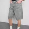 Relaxed denim shorts