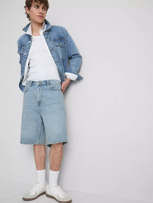 Relaxed denim shorts