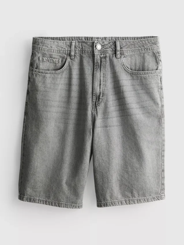 Relaxed denim shorts