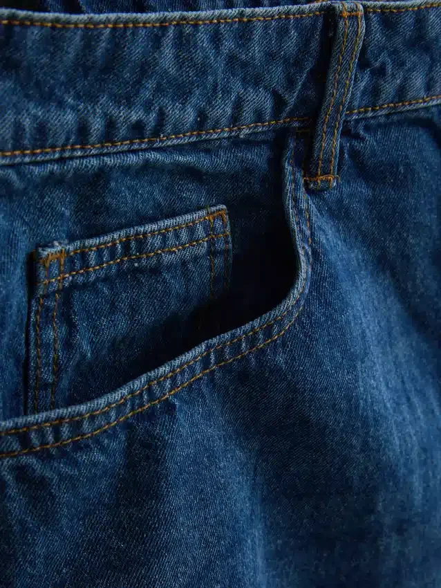 Relaxed denim shorts