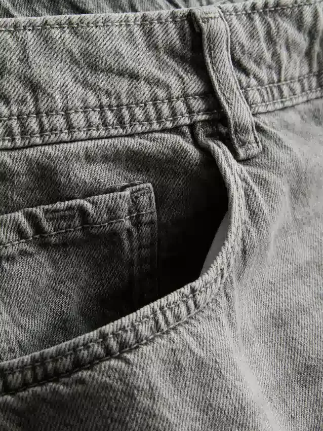 Relaxed denim shorts