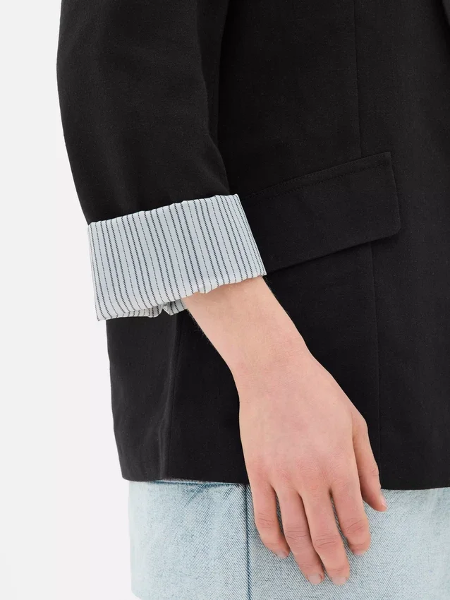 Relaxed fit blazer