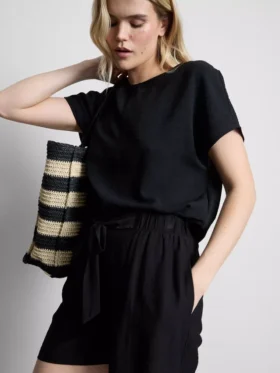 Relaxed round neck air flow tee