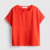 Relaxed round neck air flow tee