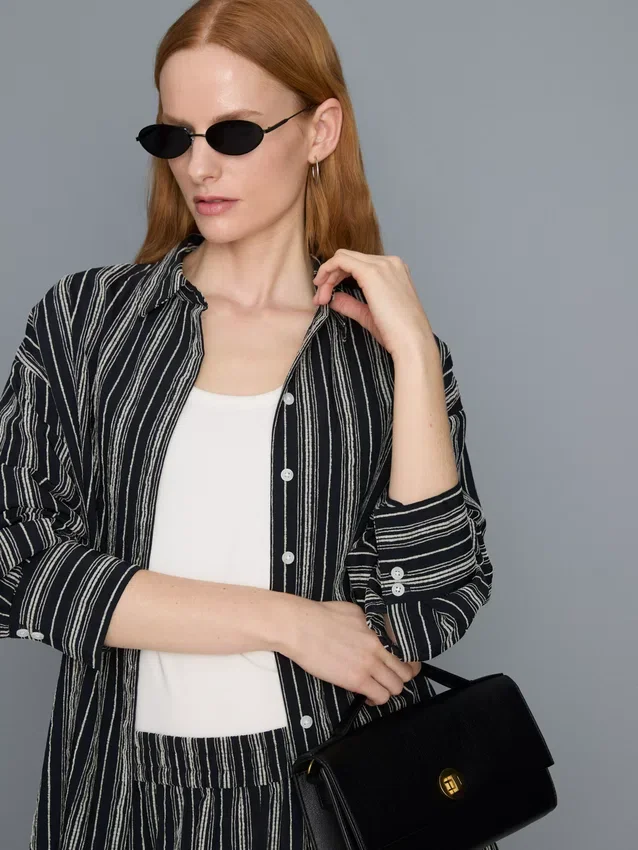 Relaxed striped shirt