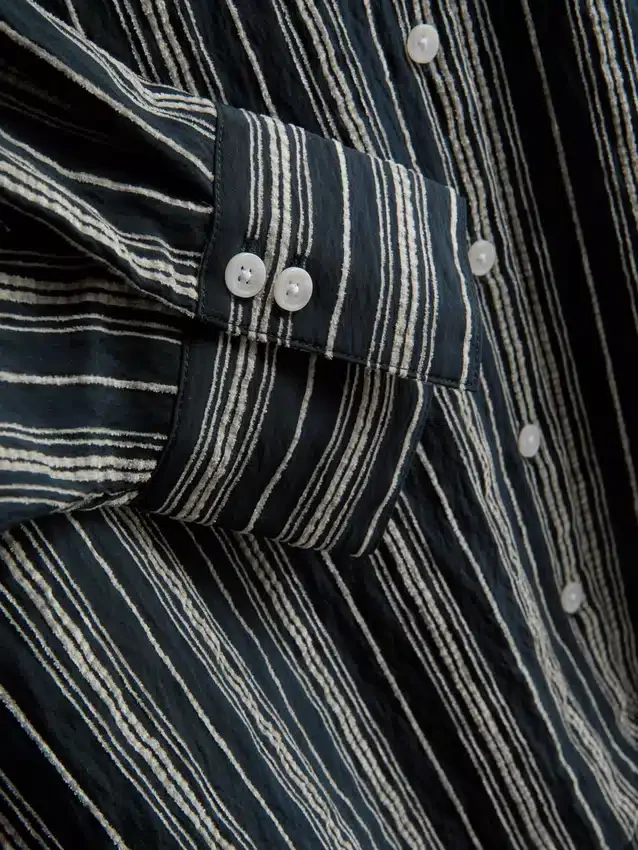 Relaxed striped shirt