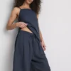 Relaxed textured bermuda shorts