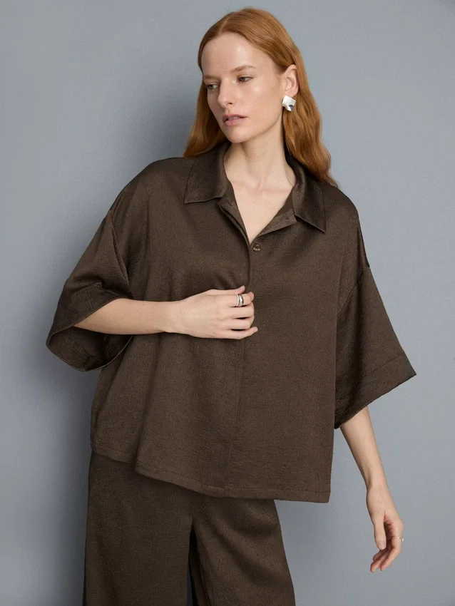 Relaxed textured satin shirt