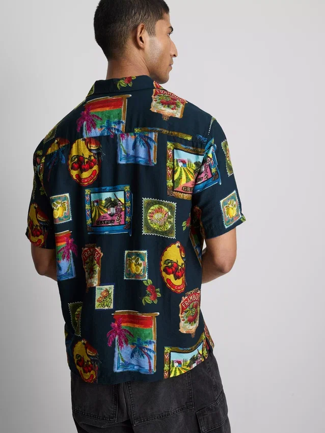 Resort print revere collar shirt
