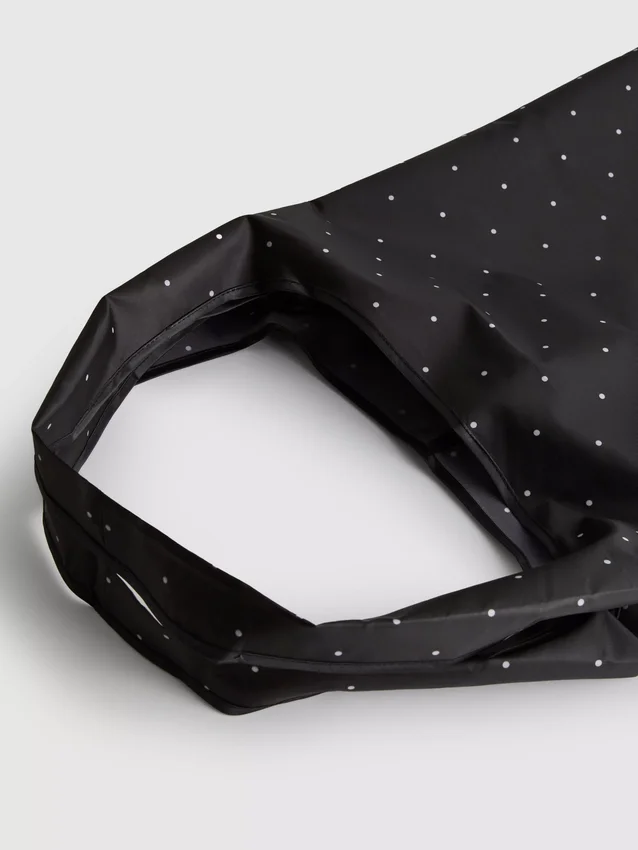 Reusable foldaway tote bag