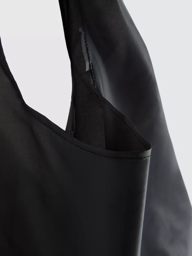 Reusable foldaway tote bag