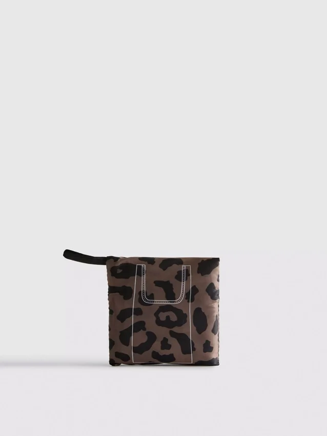 Reusable foldaway tote bag