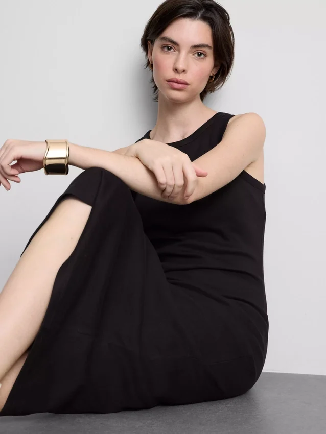 Ribbed built-in-bra midi dress