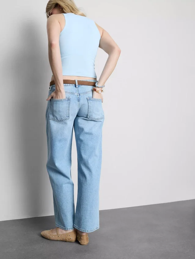 Ribbed built-in bra tank