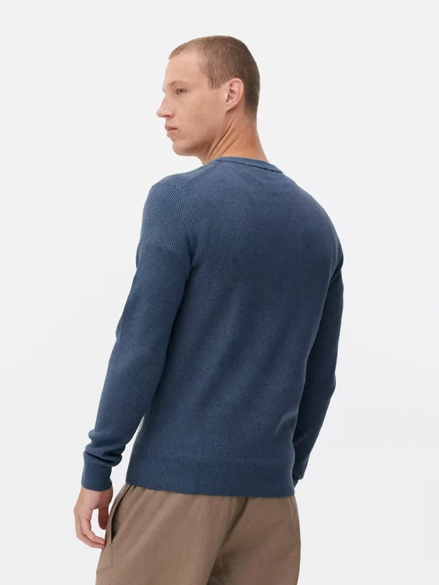 Ribbed crew neck sweater