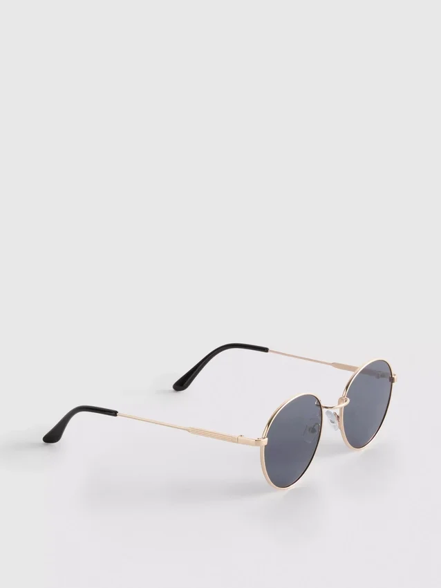 Round metal sunglasses
