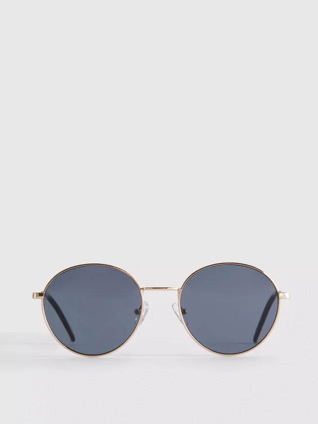 Round metal sunglasses