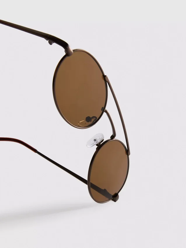 Round metal sunglasses