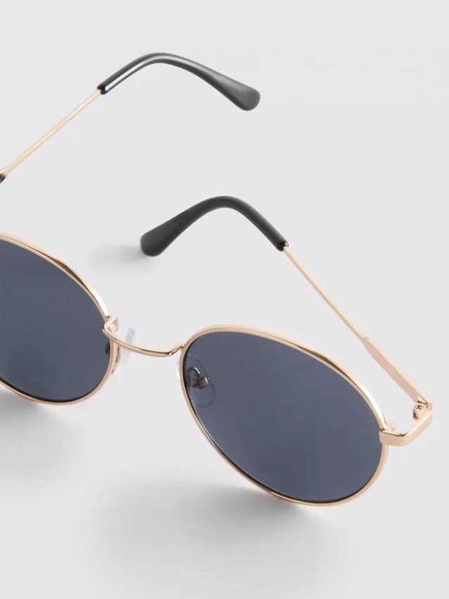 Round metal sunglasses