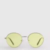 Round tinted metal sunglasses