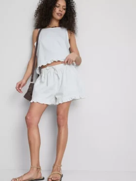 Ruffle hem denim shorts