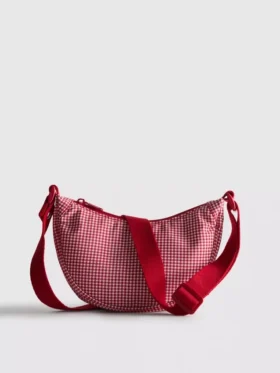 Saddle crossbody bag