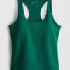 Scoop neck active tank top