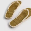 Seagrass effect flip flops