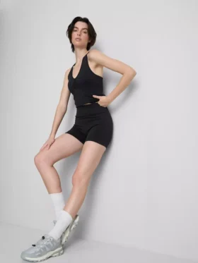Seamless active contour shorts