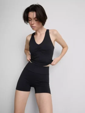 Seamless active contour shorts
