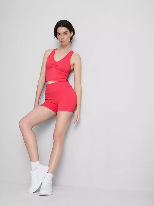Seamless active shorts