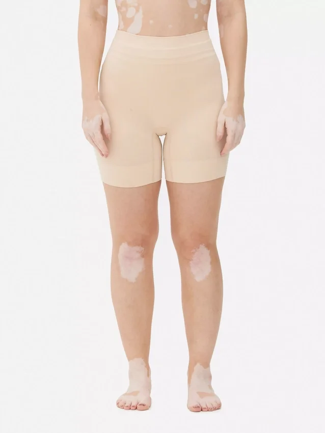 Seamless anti-chafing cycle shorts
