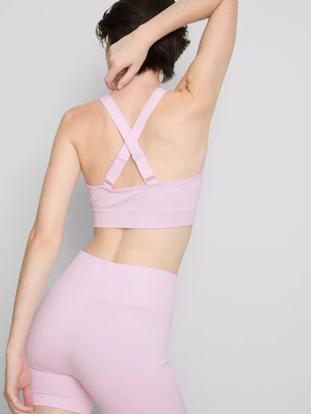 Seamless cross-back active crop top