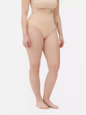 Seamless high waist shapewear briefs