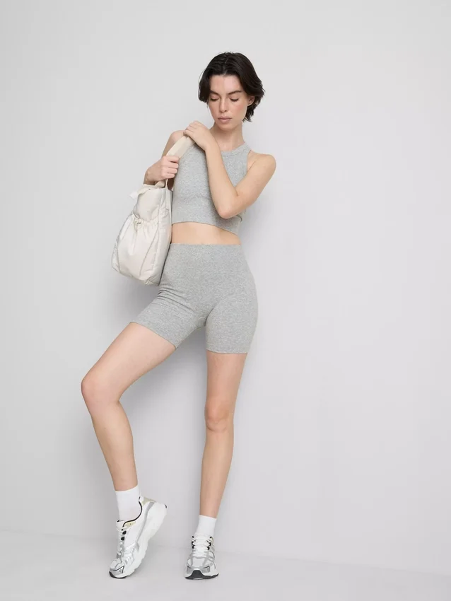 Seamless ribbed crop tank