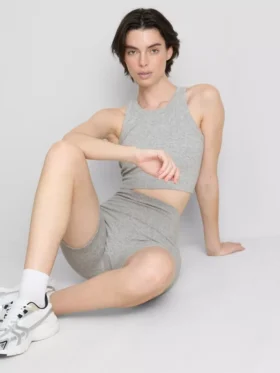 Seamless ribbed crop tank
