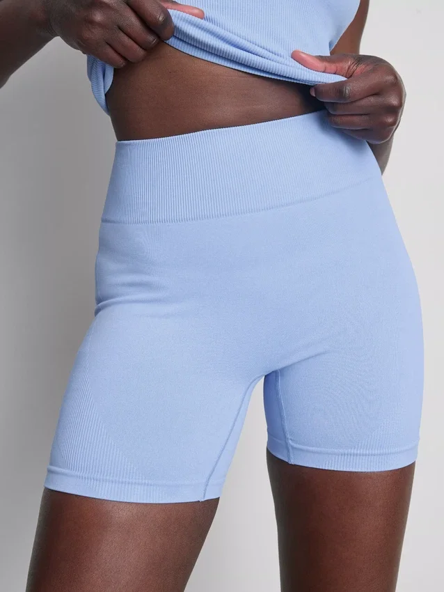 Seamless scrunch active shorts