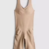 Seamless shapewear bodysuit