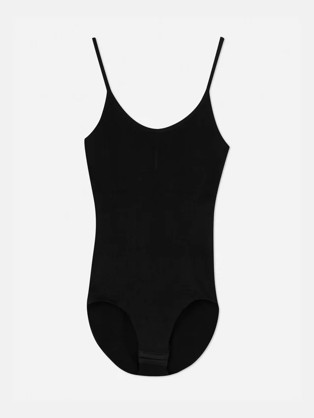 Seamless shapewear bodysuit