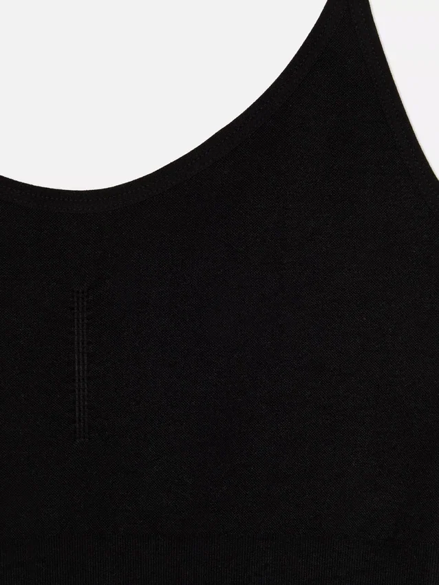 Seamless shapewear bodysuit