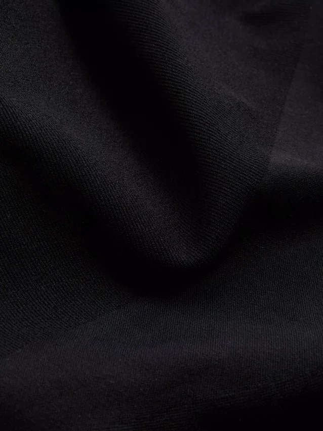 Seamless shapewear bodysuit