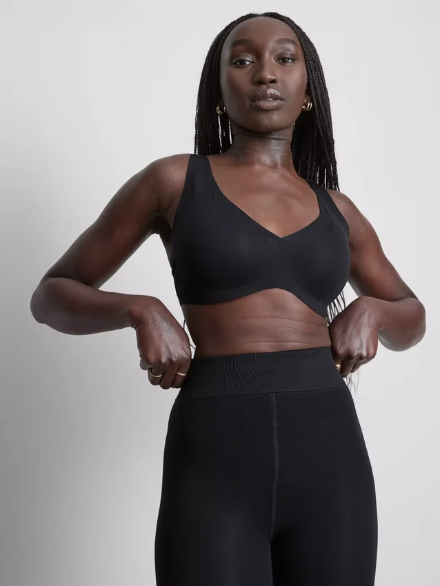 Seamless smoothing bralette