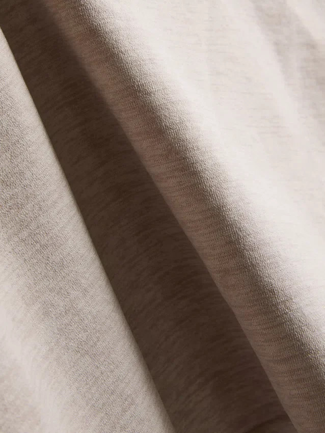 Seamless v-neck tank