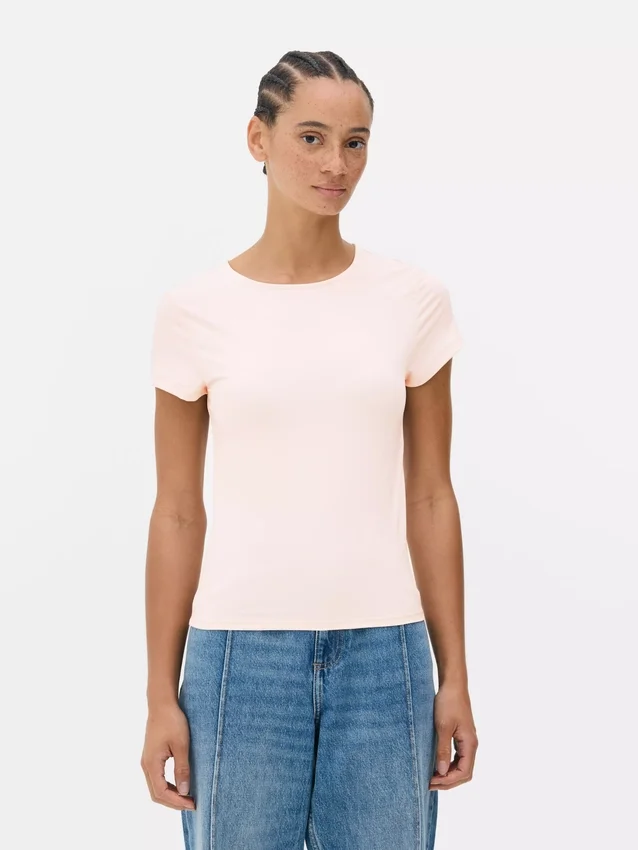Second skin crewneck tee
