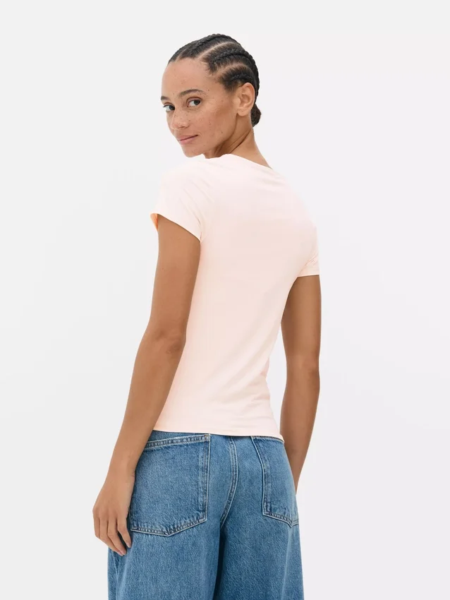 Second skin crewneck tee
