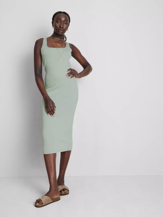 Second skin square neck midi dress